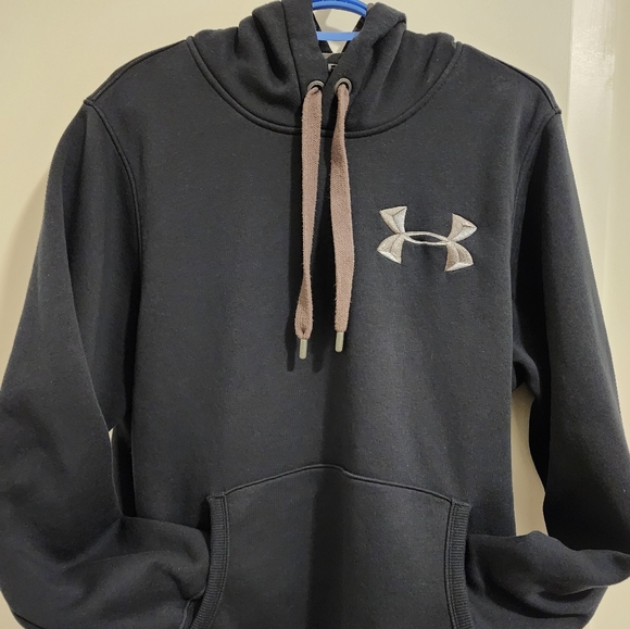 Under Armor Hooded Sweatshirt - Picture 2 of 3